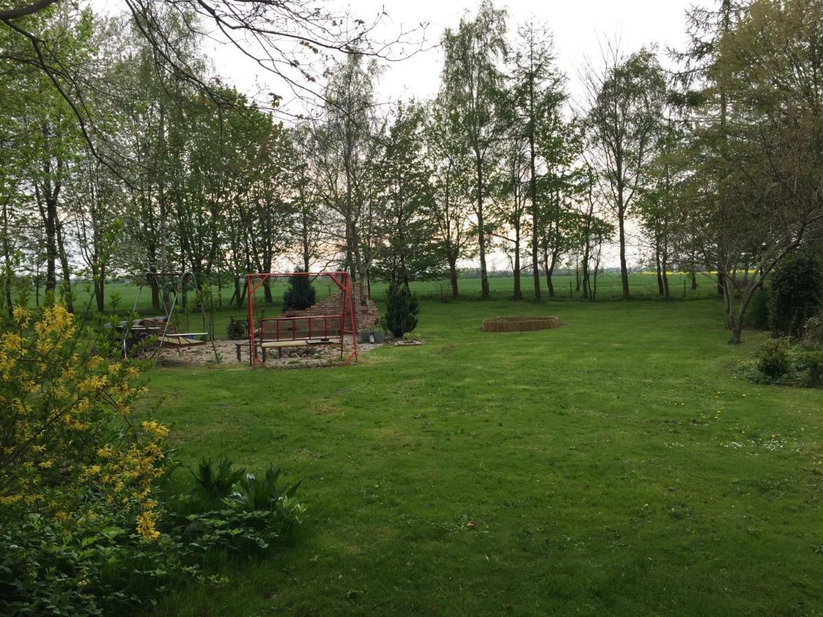 Appartement Gartenidyll Insel Ruegen Poppelvitz Bei